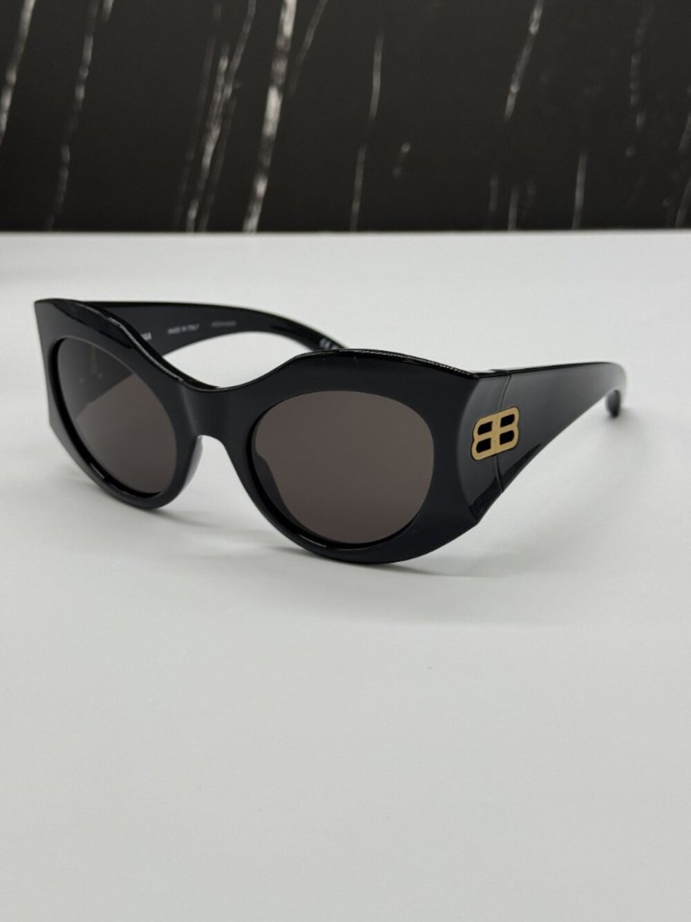 NEW BALENCIAGA BB0256S 001 BLACK BUTTERFLY WOMEN SUNGLASSES BALENCIAGA EYEWEAR - Picture 9 of 12